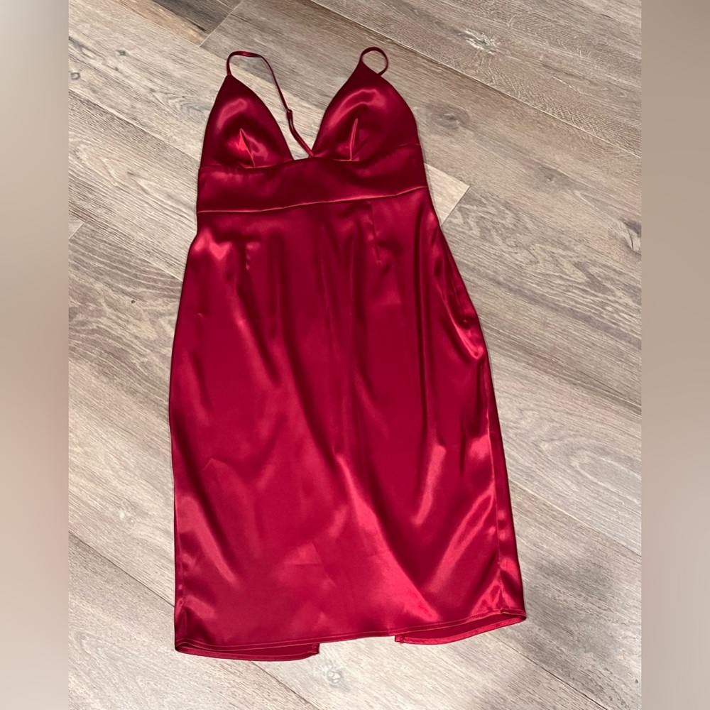Bodycon red dress